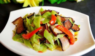 青笋炒豆干怎么做 青笋炒豆干怎么做好吃