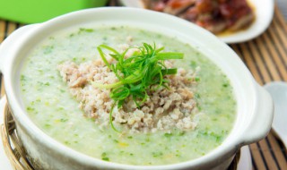 海鲜粥隔夜热了还能吃吗 海鲜粥隔夜热了还能吃吗能放冰箱