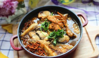 鸡焖鱼怎么做（鸡焖鱼怎么做好吃又嫩）