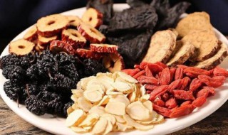 人参五宝茶有什么功效（人参五宝茶有什么功效和副作用）