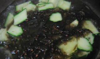 紫菜是不是一烫就熟（紫菜是不是一烫就熟的）