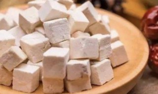 茯苓煮粥后能嚼着吃吗（茯苓块煮粥后能嚼着吃吗）