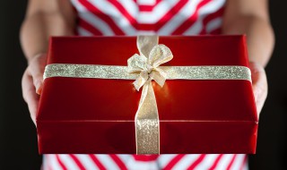 跨年礼物送女朋友(跨年礼物送女朋友好吗)