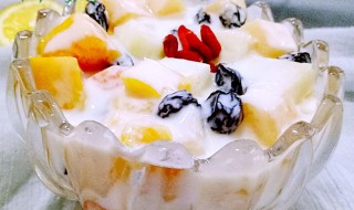 酸奶水果的做法（酸奶水果的做法大全窍门）