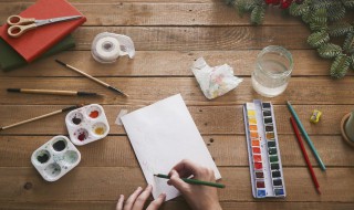 画画拼音怎么拼写 我喜欢画画拼音怎么拼写