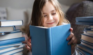 关于国庆节的英语手抄报 关于国庆节的英语手抄报内容