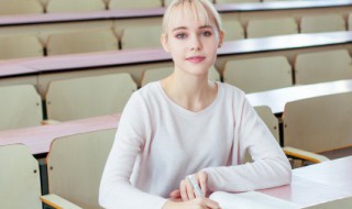 关于爱国人士的手抄报 关于爱国人士的手抄报内容