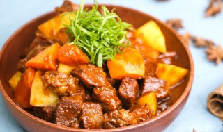 家庭炖牛肉又熟又烂又香的小诀窍（家常牛肉怎么炖好吃又烂窍门）