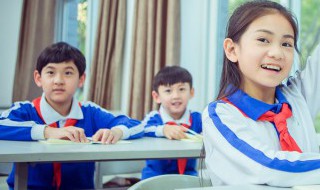 绿杨烟外晓寒轻是什么季节 绿杨烟外晓寒轻轻好在哪