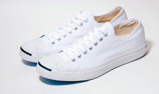 白鞋的鞋边有剐蹭印怎么擦干净（白鞋有划痕怎么处理）