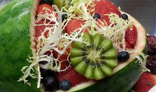 爽口西瓜盅的做法（西瓜盅的做法大全）