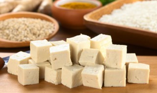 简单菜蒜香豆腐的做法（蒜香豆腐怎么做好吃）