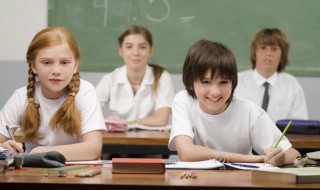 一个木一个越怎么读 一个木一个越怎么读音