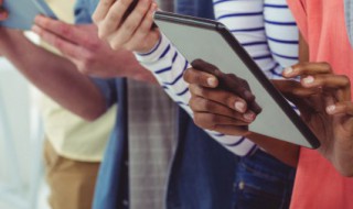 手机老是发烫怎么回事（手机老是发烫怎么回事?）