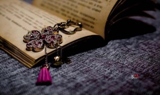 口加女字怎么读音（口里加女怎么读音）