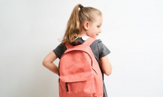 厷怎么读（一个月一个厷怎么读）