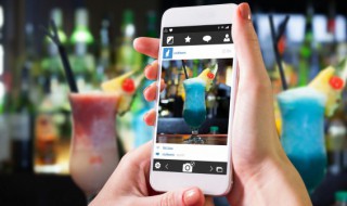 微信4张图片怎么放两排 微信4张图片怎么放两排文字