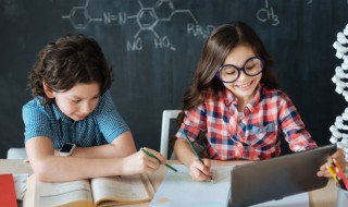 吴洲如见月千里幸相思的意思 吴洲如见月,千里幸相思 表达的情感