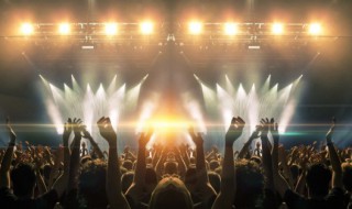 出征歌词宝石 宝石 出征(大风歌