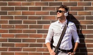 伟大的渺小歌词 伟大的渺小歌词表达