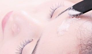 珍珠粉和什么做面膜好（珍珠粉跟什么搭配做面膜效果更好）