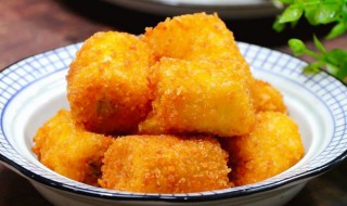 炸香蕉不放面包糠的做法 炸香蕉不放面包糠做法放的什么面粉