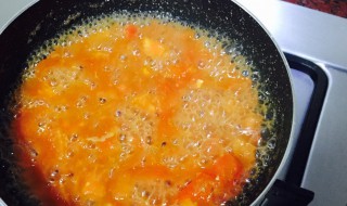 蛋浇饭做法 蛋炒饭把蛋浇在饭上