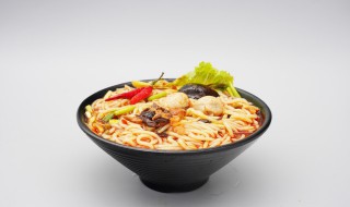 螺蛳粉加鸡蛋怎么煮（螺蛳粉加鸡蛋怎么煮的）