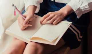 虎吻是什么意思(鸱目虎吻是什么意思)