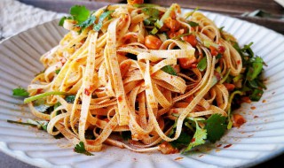 麻辣千张怎么做（麻辣千张的做法 最正宗的做法）