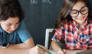 关于迎国庆的手抄报(关于迎国庆的手抄报 简单漂亮)