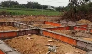 钢筋混凝土圈梁断面高度不宜小于 钢筋混凝土圈梁断面高度不宜小于120毫米