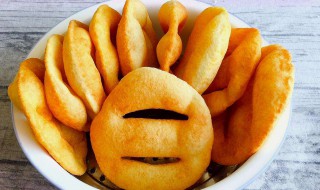 油饼的家常做法 炸油饼的家常做法