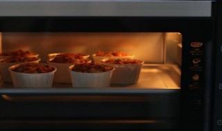 蛋糕怎么做的松软蓬松（蛋糕怎么做的松软蓬松不塌陷）