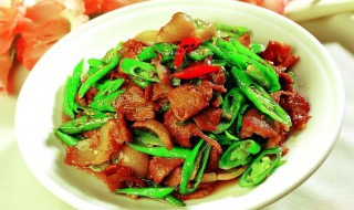 小炒五花肉怎么做好吃 小炒五花肉的做法介绍