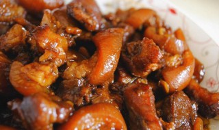 家常红烧猪腿肉的做法（家常红烧猪腿肉的做法视频）
