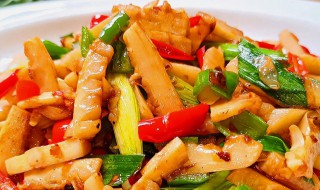 片肉焖桂竹笋怎么做(肉片炒竹笋)