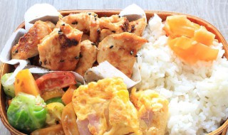 味噌鸡肉饭怎么做(鸡乸饭怎么做)