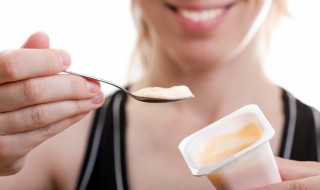 坚果哈密瓜曲奇酸奶杯(酸奶芒果杯)