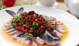 四川清蒸江团怎么做 粉蒸江团最简单的做法视频