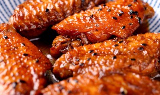 电饭锅版可乐鸡翅怎么做 电饭锅可乐鸡翅怎么做好吃又简单的做法
