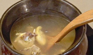 煲柠檬鸡汤怎么做 煲柠檬鸡汤怎么做才好吃