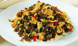 酸辣木耳抄鸡蛋怎么做 木耳抄鸡蛋的做法