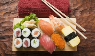 烧肉寿司卷怎么做（烧肉寿司卷怎么做才好吃）