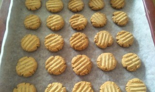 无粉花生酱曲奇怎么做 无面粉曲奇