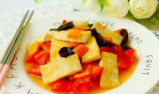 木瓜云耳煮浮皮怎么做（云耳怎么泡才软）