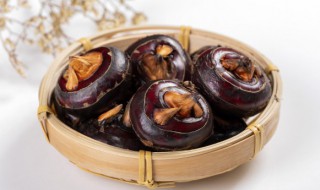 香菜拌荸荠怎么做（香菜拌荸荠怎么做好吃）