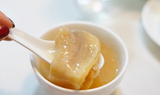 田鸡鱼胶炖枸杞怎么做(田鸡花胶炖枸杞)