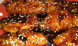 可乐喷柠鸡怎么做（可乐鸡如何做成的）