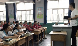 小睡则枕转而觉乃起读书的意思 小睡则枕转而觉,乃起读书